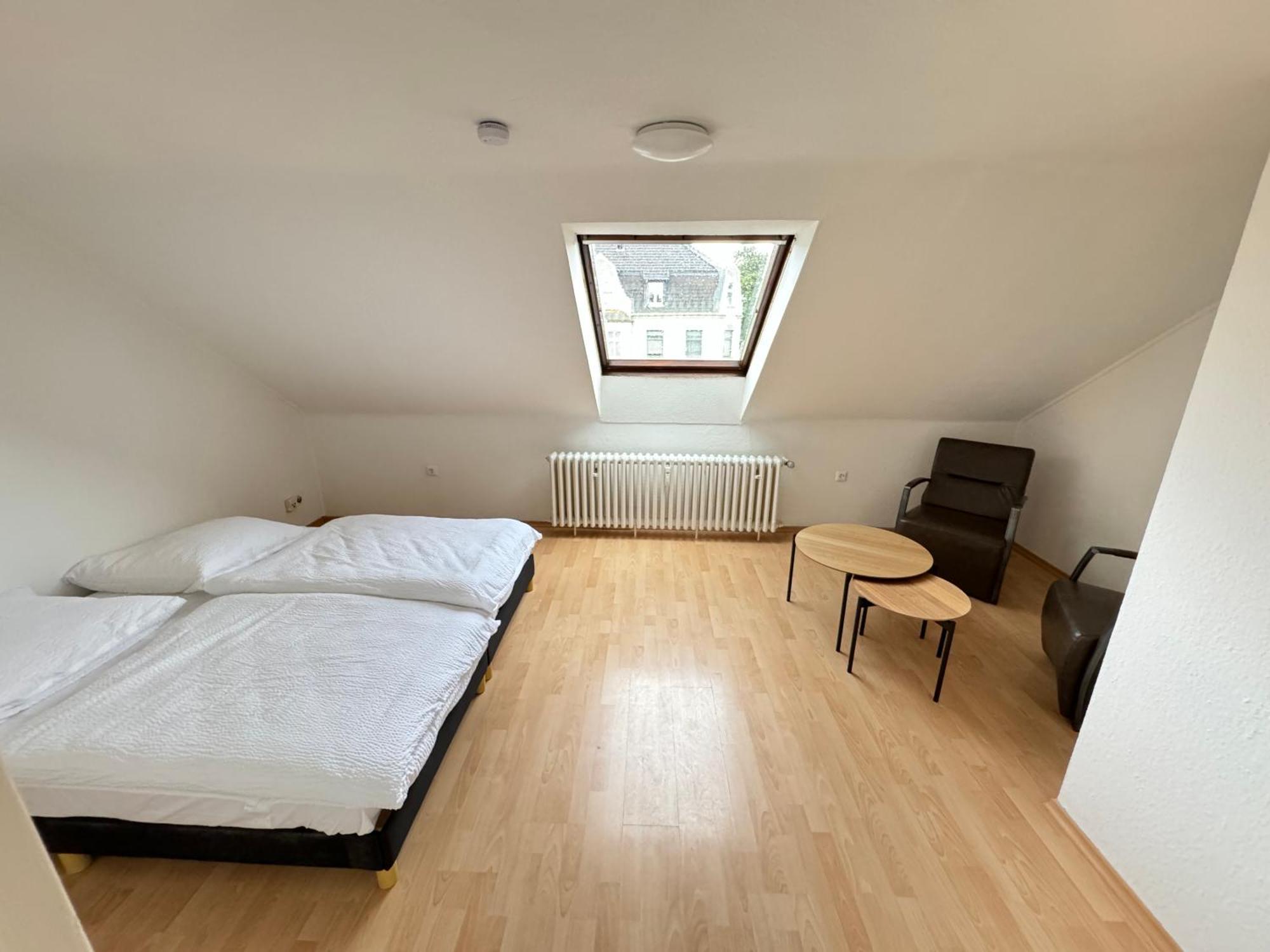 City Apartment - Business, Uni, Handwerker - Free Wifi Bochum Exterior foto